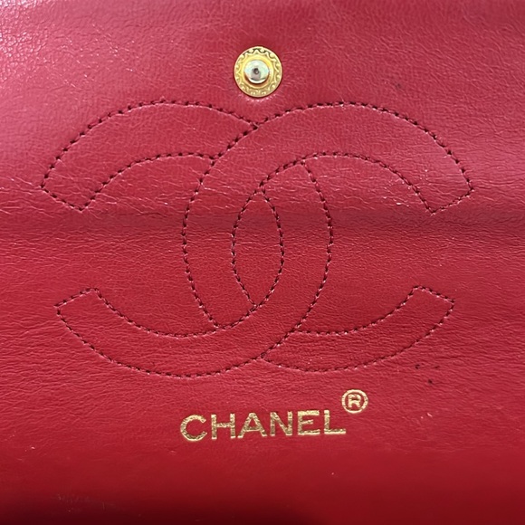 100% Authentic Chanel Vintage Medium Classic Double Flap Bag - Picture 10 of 17